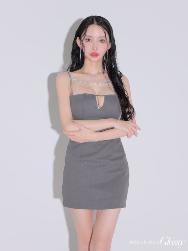 グレー モデル:まおちゃる 身長:160cm 着用サイズ:Sサイズ