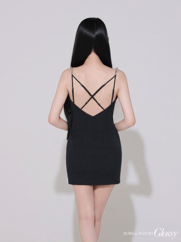 ブラック モデル:まおちゃる 身長:160cm 着用サイズ:Sサイズ