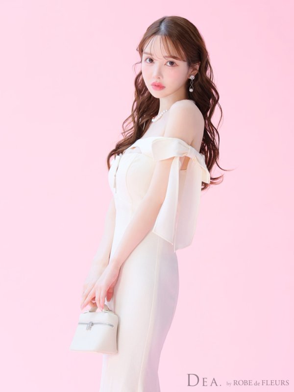 アイボリー モデル:ゆめ 身長:160cm 着用サイズ:Sサイズ