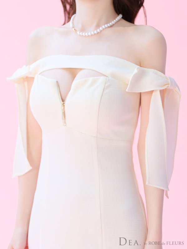 アイボリー モデル:ゆめ 身長:160cm 着用サイズ:Sサイズ