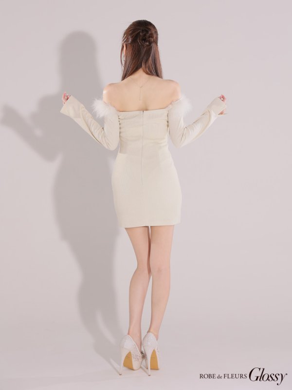 アイボリー モデル:ゆめ 身長:160cm 着用サイズ:Sサイズ