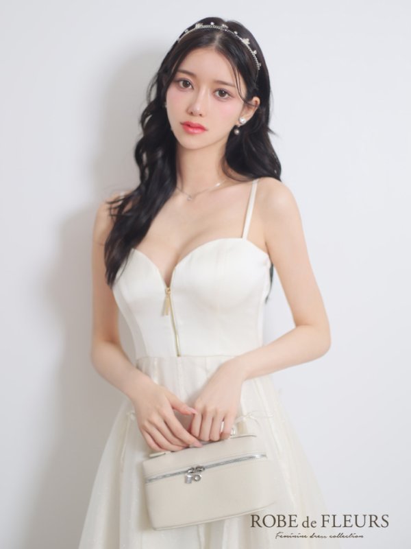 アイボリー モデル：ゆりお　身長：165cm　着用サイズ：Sサイズ