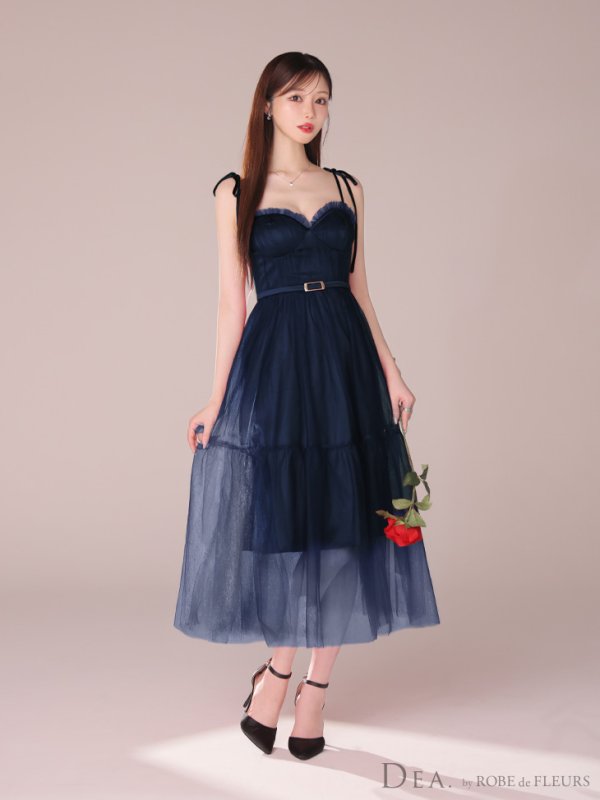 ネイビー モデル:桜伊みやこ 身長:168cm 着用サイズ:Sサイズ