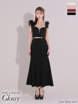 XS-Lサイズあり【ROBE de FLEURS Glossy/ローブ・ド・フルール グロッシー】フェザーショルダー/ ビジュー/ リブ/ ロングドレス/ キャバドレス long[OF2]