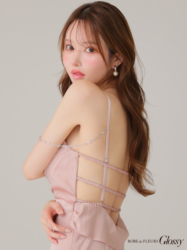 ピンク モデル：ゆめ　身長：160cm　着用サイズ：Sサイズ