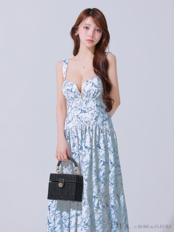 ブルー モデル:ももか 身長:156cm 着用サイズ:Sサイズ