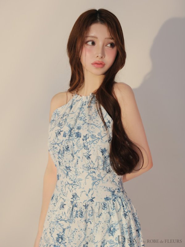 ブルー モデル:ももか 身長:156cm 着用サイズ:Sサイズ