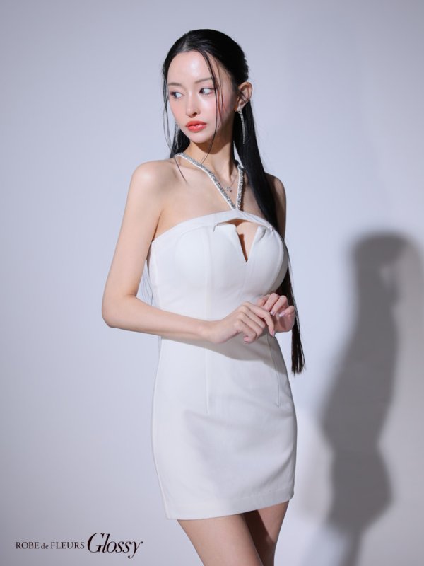 ホワイト モデル:まおちゃる 身長:158cm 着用サイズ:Sサイズ