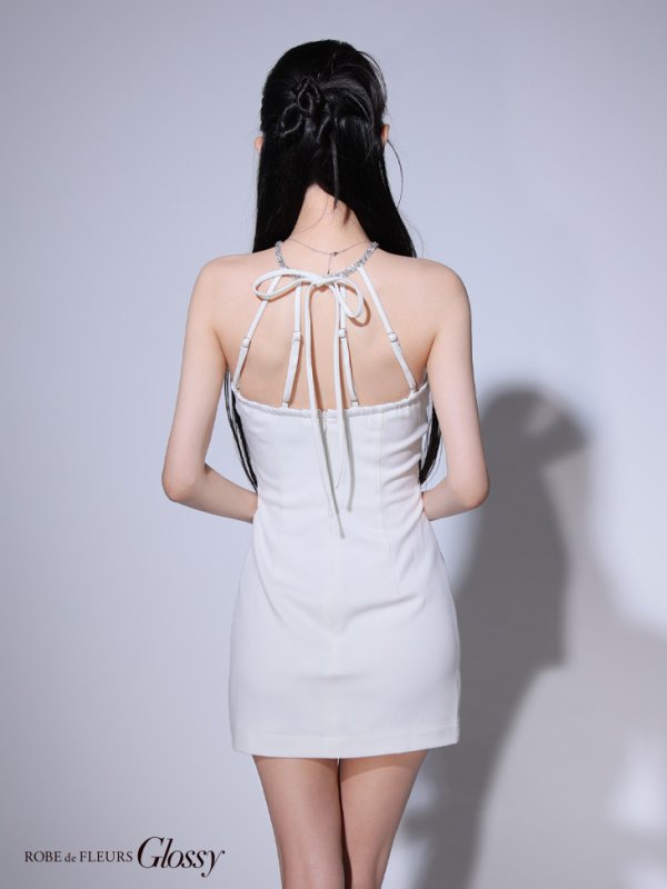 ホワイト モデル:まおちゃる 身長:158cm 着用サイズ:Sサイズ