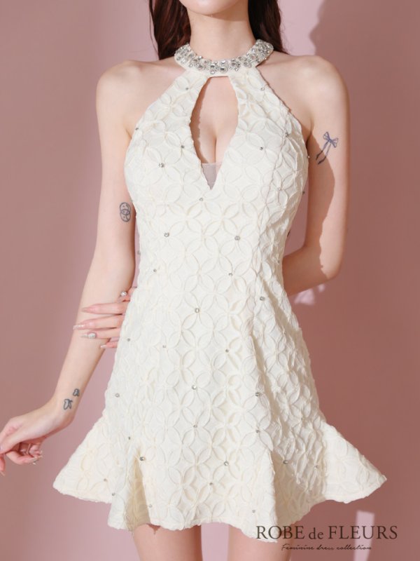 アイボリー モデル:みみ 身長:162cm 着用サイズ:Sサイズ