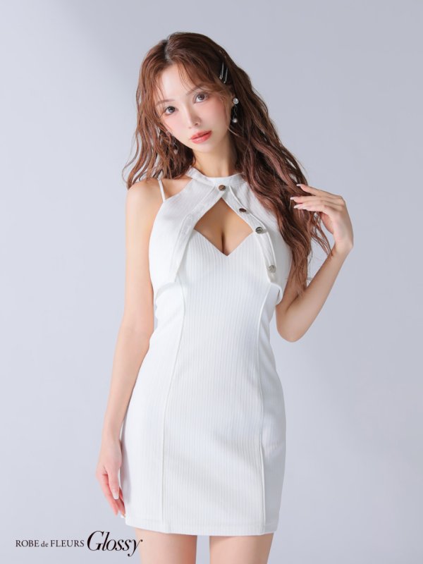 ホワイト モデル:みゆ 身長:166cm 着用サイズ:Sサイズ