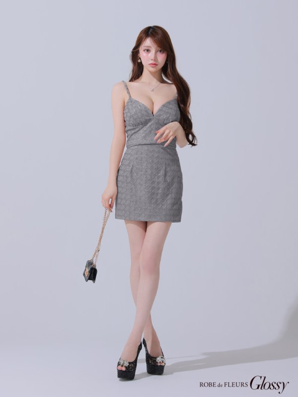 グレー モデル:ももか 身長:156cm 着用サイズ:Sサイズ