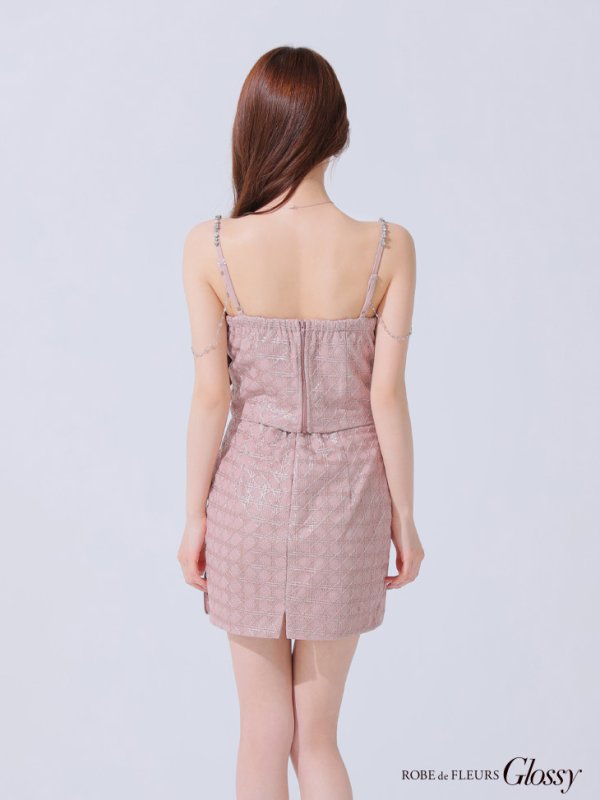 ピンク モデル:ももか 身長:156cm 着用サイズ:Sサイズ