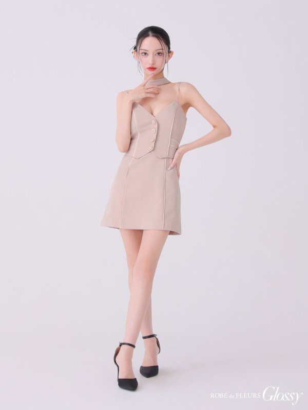 ピンクベージュ モデル:まおちゃる 身長:160cm 着用サイズ:Sサイズ