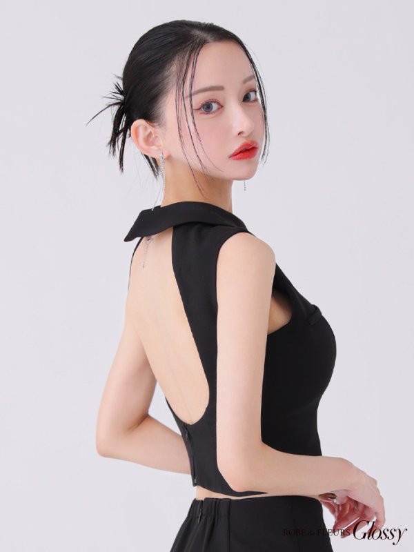 ブラック モデル:まおちゃる 身長:160cm 着用サイズ:Sサイズ