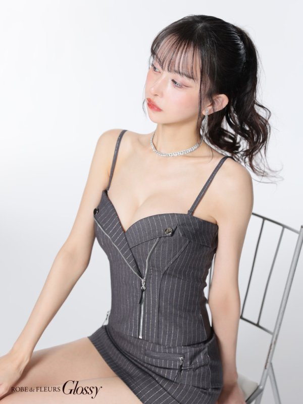 グレー モデル:まおちゃる 身長:160cm 着用サイズ:Sサイズ