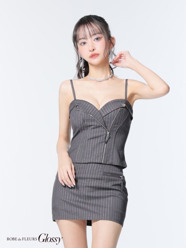 グレー モデル:まおちゃる 身長:160cm 着用サイズ:Sサイズ