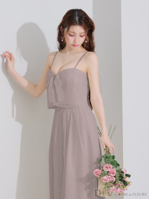 グレージュ モデル：ももか　身長：156cm　着用サイズ：Sサイズ