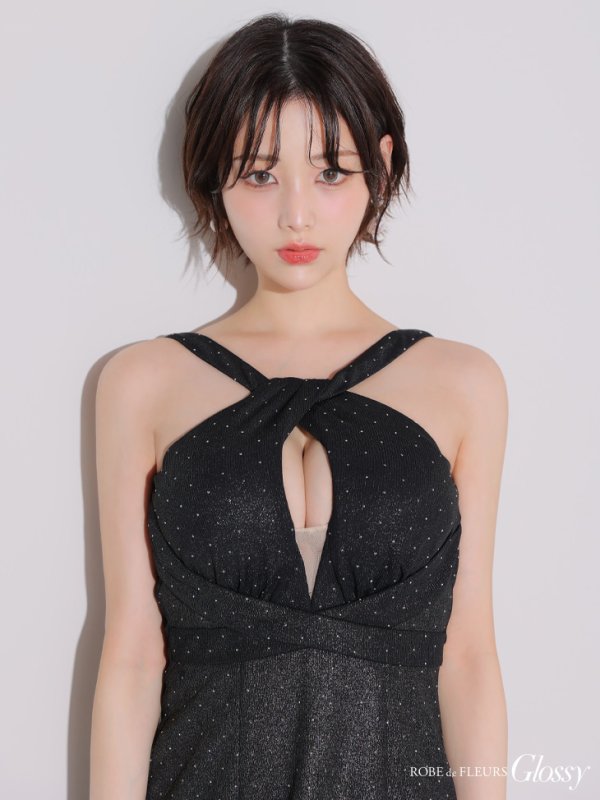 ブラック モデル：りこ　身長：156cm　着用サイズ：Sサイズ