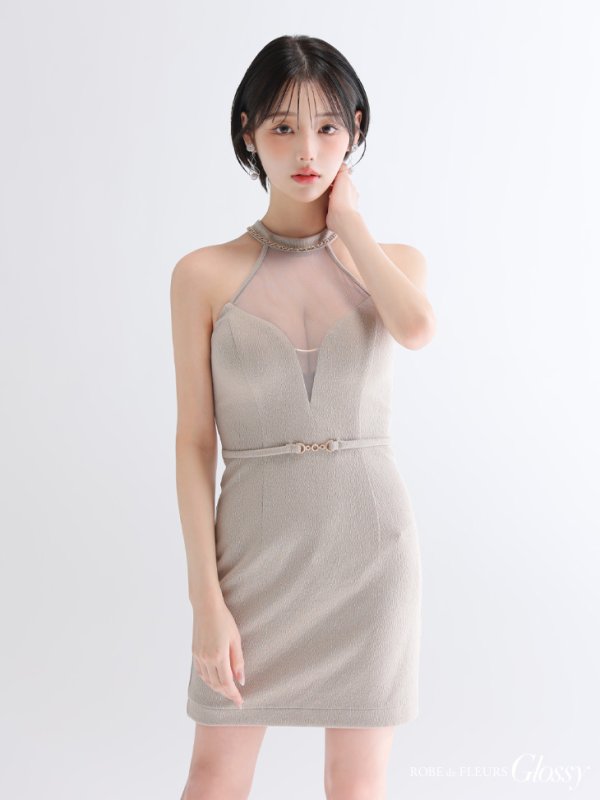 グレージュ モデル：りこ　身長：156cm　着用サイズ：Sサイズ