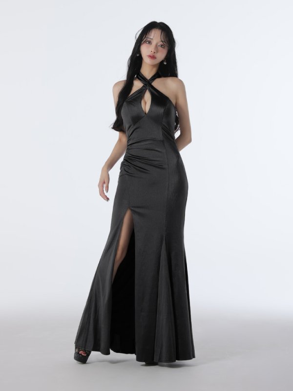 ブラック モデル：まおちゃる　身長：158cm　着用サイズ：Sサイズ