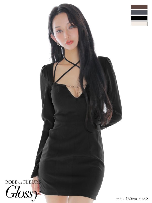 ブラック モデル：まおちゃる　身長：158cm　着用サイズ：Sサイズ