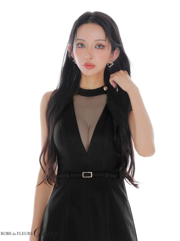 ブラック モデル：まおちゃる　身長：158cm　着用サイズ：Sサイズ