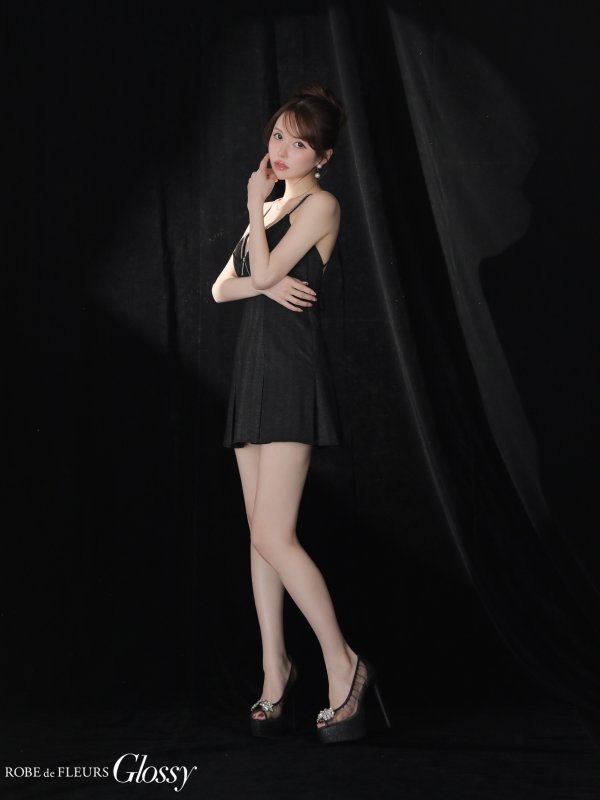 ブラック　モデル：ゆめ　身長：160cm　着用サイズ：Sサイズ