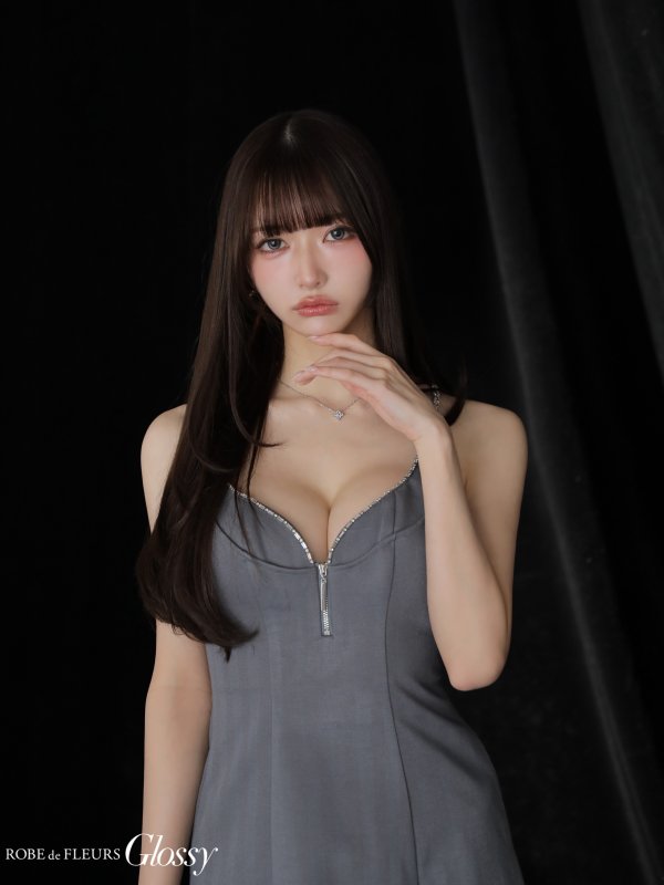 ブルー　モデル：あすか　身長：170cm　着用サイズ：Sサイズ