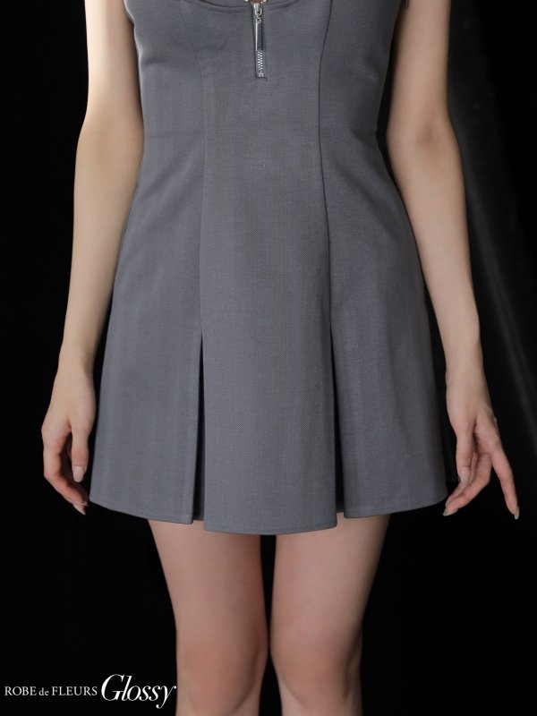 グレー　モデル：あすか　身長：170cm　着用サイズ：Sサイズ