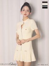 【予約商品/11月中旬発送予定】XSサイズあり【Glossy/グロッシー】起毛ニット/ ジップアップ/ 半袖/ プリーツ/ フレア/ ミニドレス/ キャバドレス[OF08]
