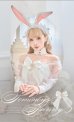 ホワイト　モデル身長：161cm　着用サイズ：Fサイズ