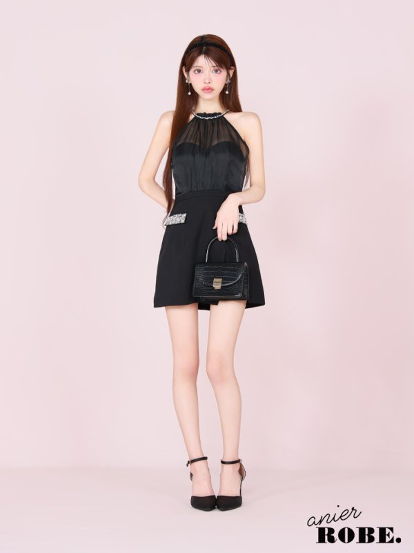 ブラック モデル：まりん　身長：164cm　着用サイズ：Sサイズ