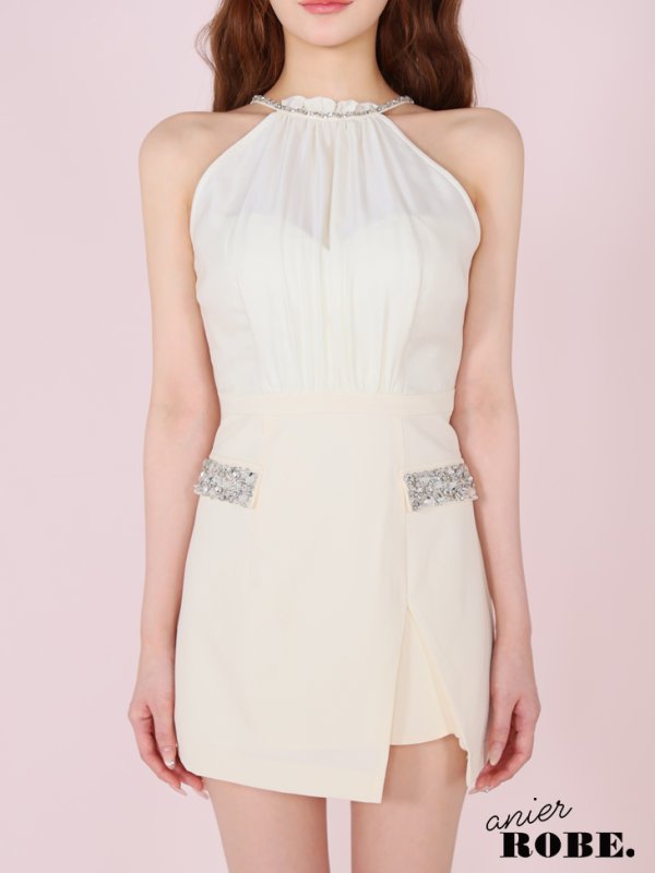 アイボリー モデル：まみ　身長：161cm　着用サイズ：Sサイズ