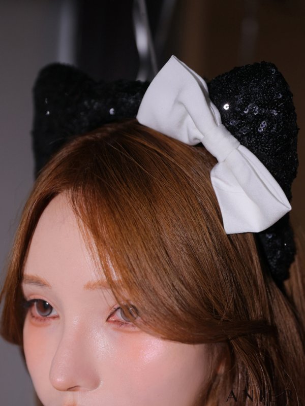 ブラック モデル:れいな先生 身長:163cm 着用サイズ:Sサイズ