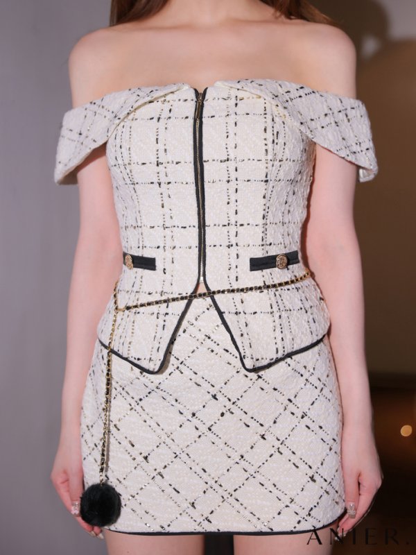 アイボリー モデル:れいな先生 身長:163cm 着用サイズ:Sサイズ