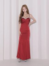 【予約商品/9月下旬発送予定】XSサイズあり【Glossy/グロッシー】サテン/ ドレープ/ ビジュー/ ライン/ ワンピース/ ミディアムドレス/ キャバドレス[OF08]