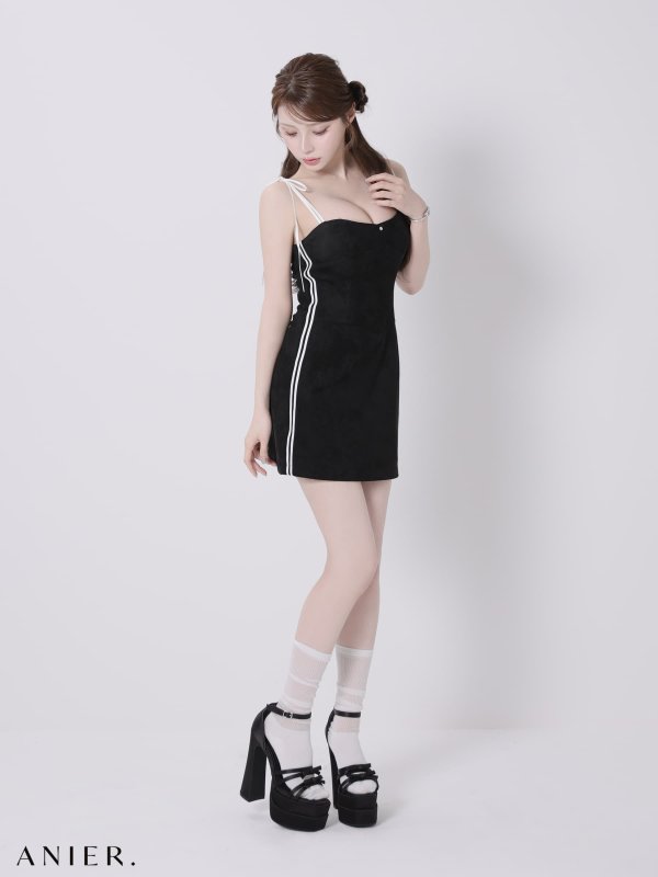 ブラック　モデル：ももか　身長：156cm　着用サイズ：Sサイズ