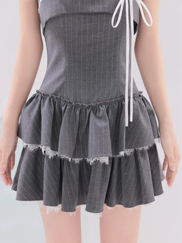 グレー　モデル：まりん　 身長：164cm　着用サイズ：Sサイズ