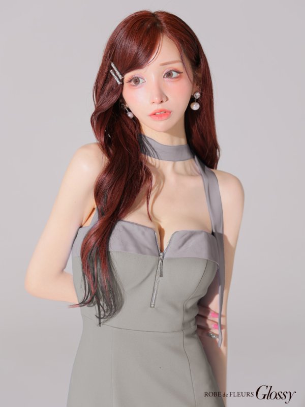 グレー モデル:らいか 身長:163cm 着用サイズ:Sサイズ