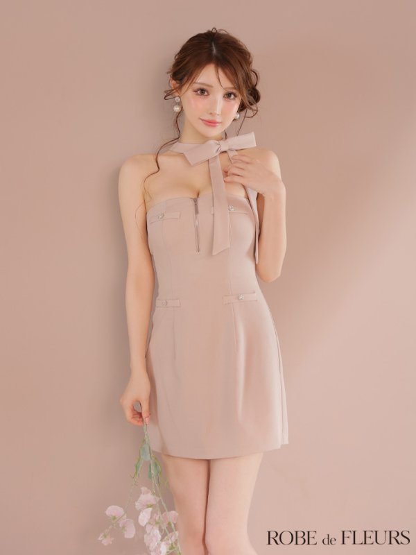 ピンクベージュ モデル：ももか　身長：156cm　着用サイズ：Sサイズ