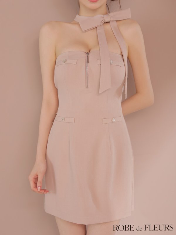 ピンクベージュ モデル：ももか　身長：156cm　着用サイズ：Sサイズ