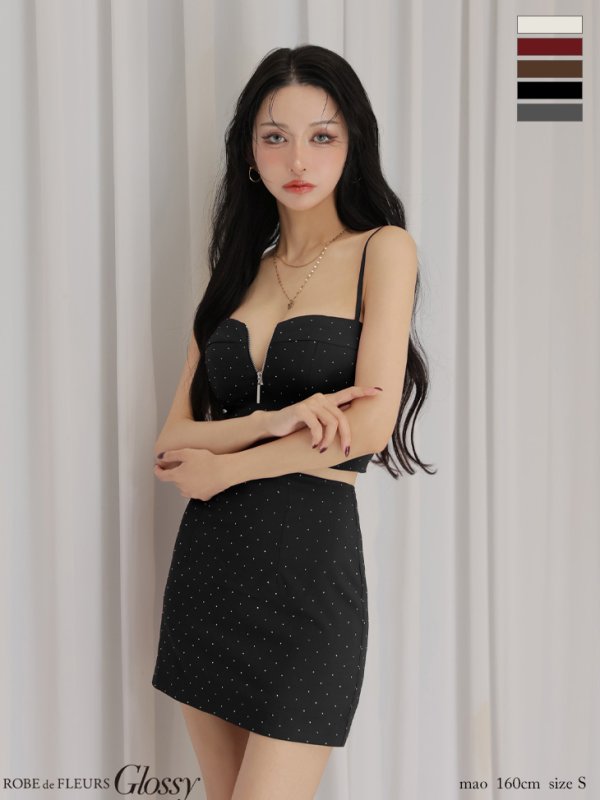 ブラック　モデル：まおちゃる　身長：158cm　着用サイズ：Sサイズ