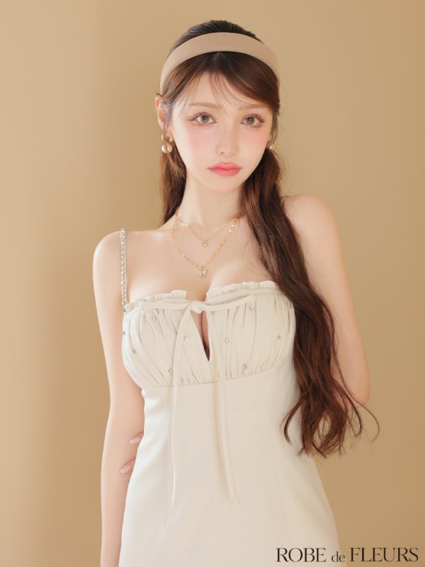 アイボリー モデル：ももか　身長：156cm　着用サイズ：Sサイズ