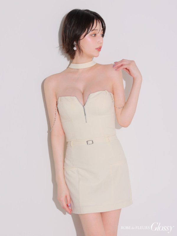 アイボリー モデル：りこ　身長：156cm　着用サイズ：Sサイズ