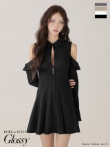 【予約商品/9月上旬発送予定】XSサイズあり【Glossy/グロッシー】オフショルダー/ カットデザイン/ フレア/ ミニドレス/ キャバドレス[OF08]