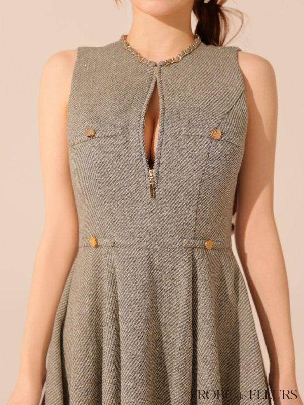 グレー　 モデル：ももか　身長：156cm　着用サイズ：Sサイズ