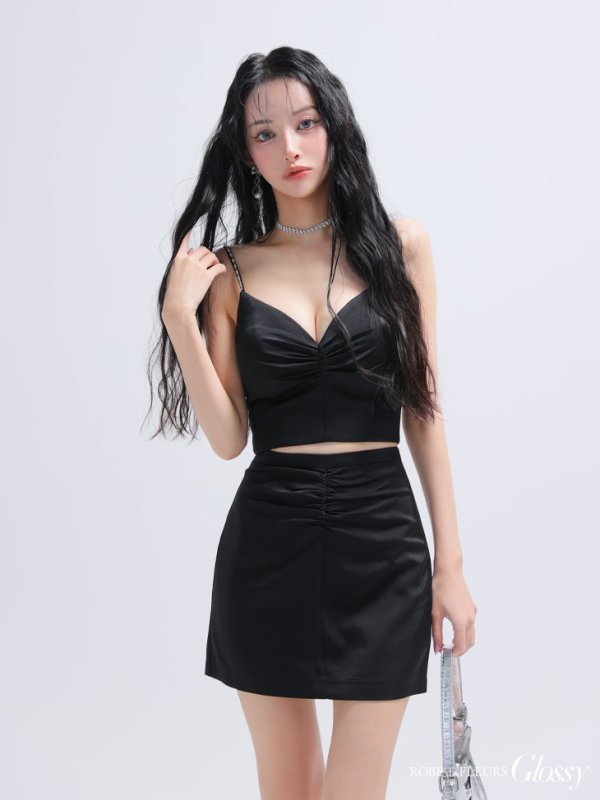 ブラック モデル:まおちゃる 身長:158cm 着用サイズ:Sサイズ