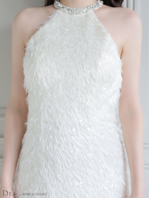 アイボリー　モデル：羽澄まり　身長：166cm　着用サイズ：Sサイズ