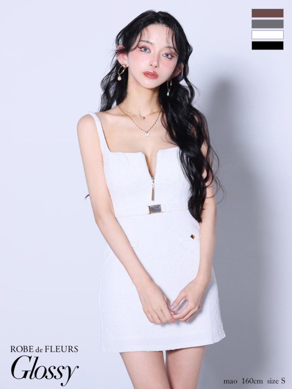 ホワイト モデル：まおちゃる　身長：158cm　着用サイズ：Sサイズ
